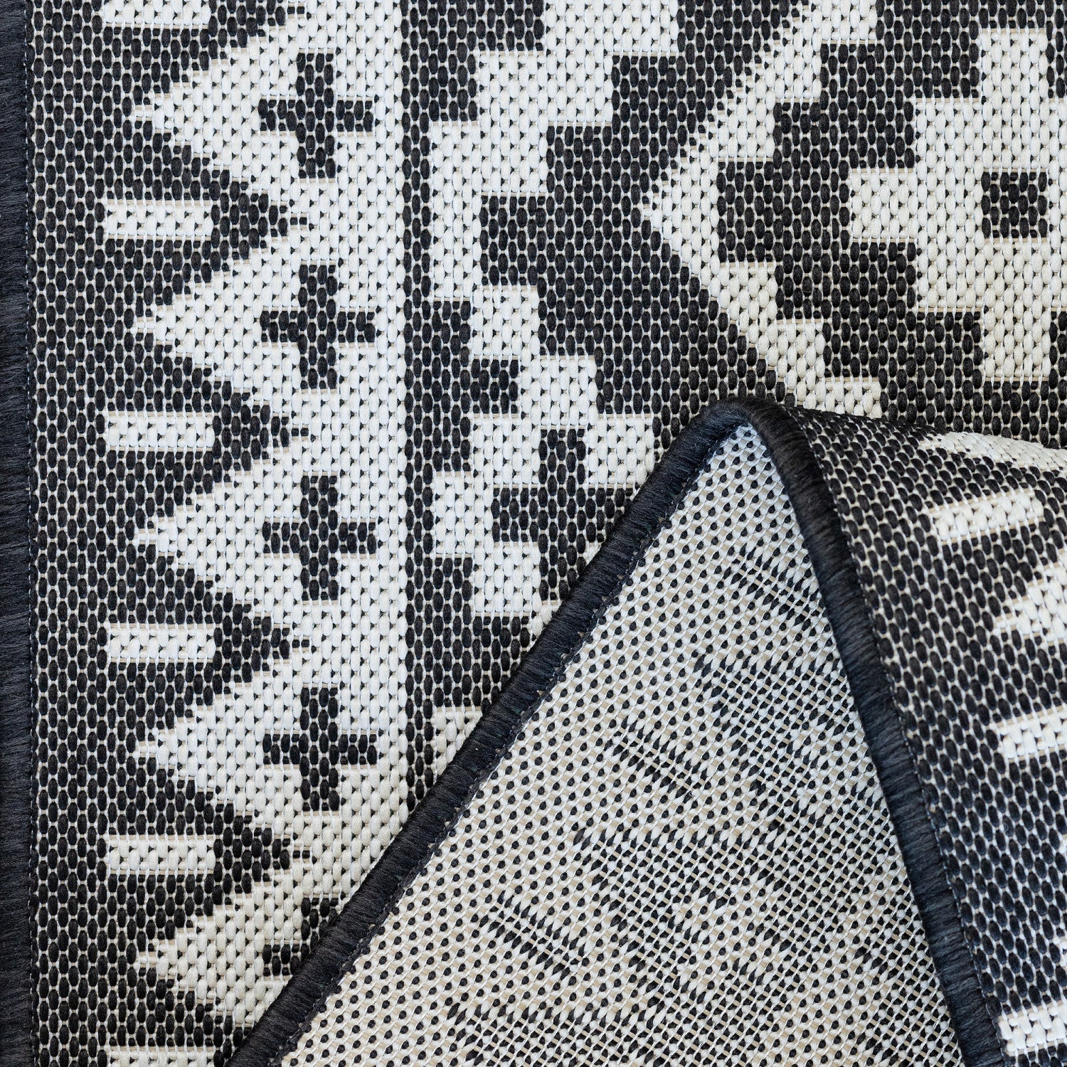 Cabana Tribal Indoor/Outdoor Rug - 6' x 9' - Black - Image 5