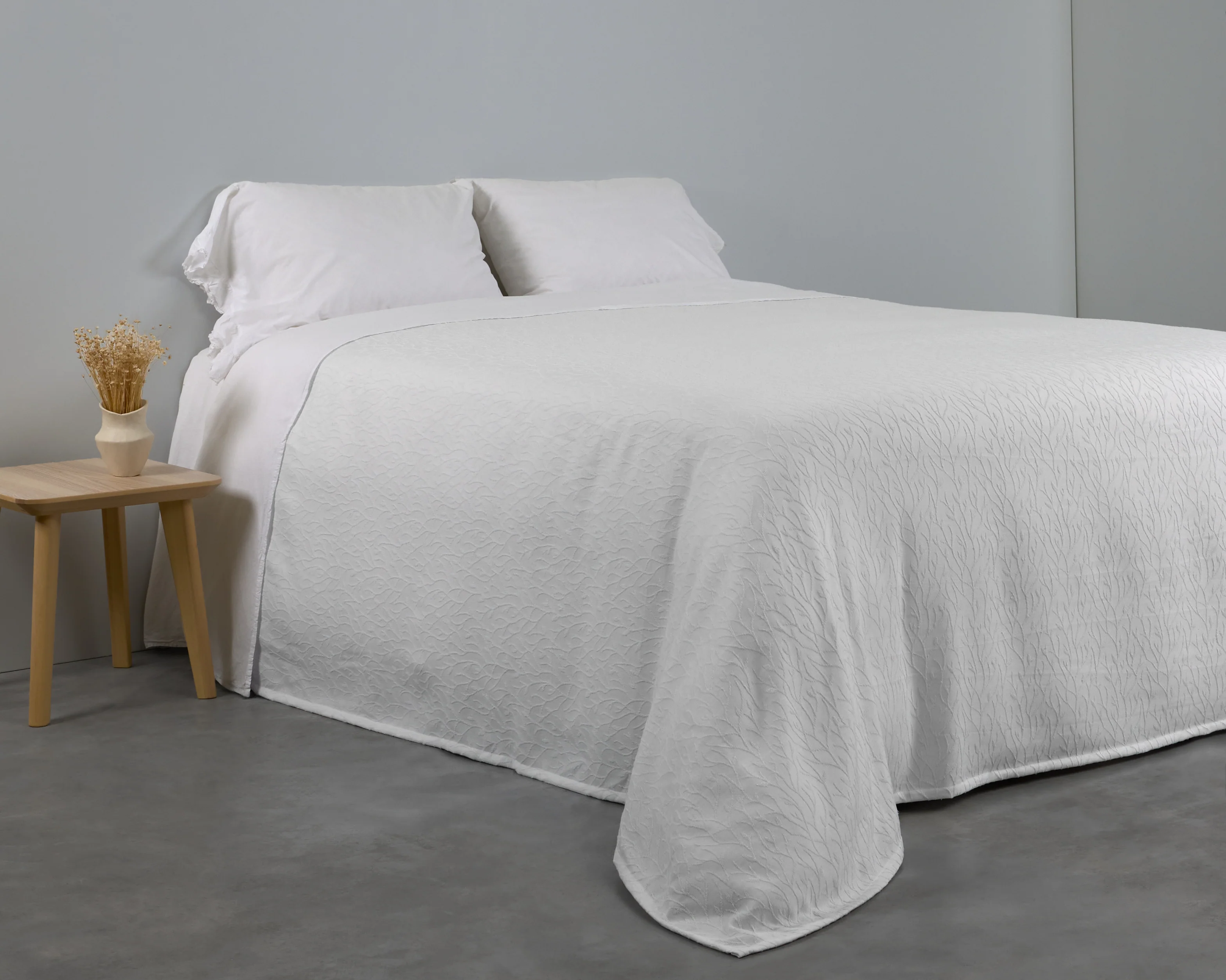 Cotton House Portugal Coverlet 90" x 90" - Hilly