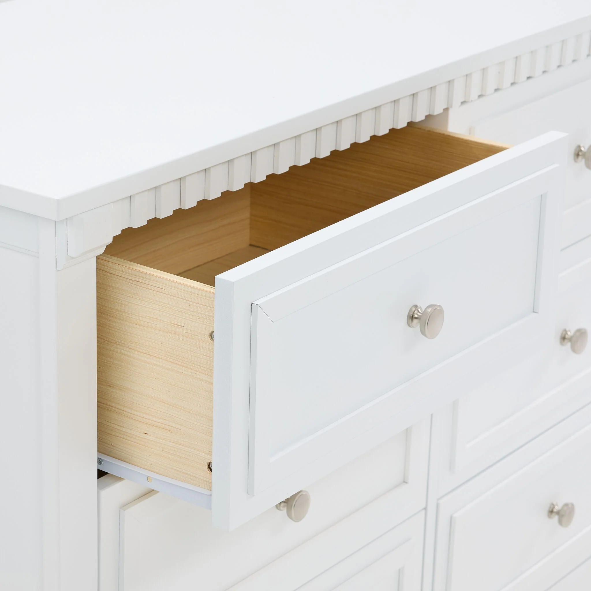 Emery 6-Drawer Dresser - White - Image 3