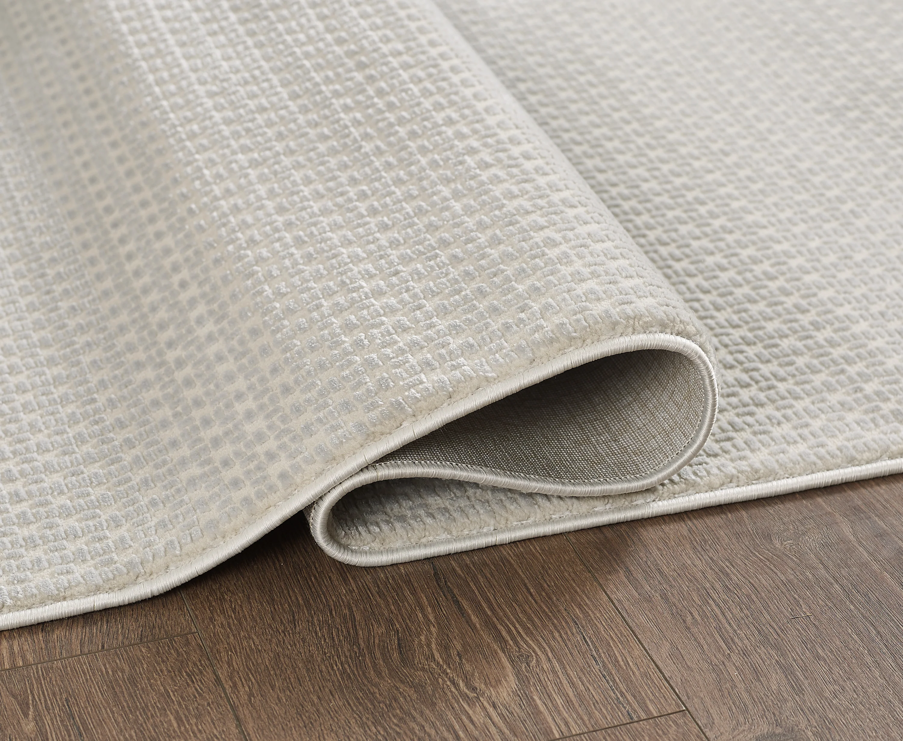 L2 Decor Novolini Area Rug 5' x 8' with Underpad - Light Grey - Image 3