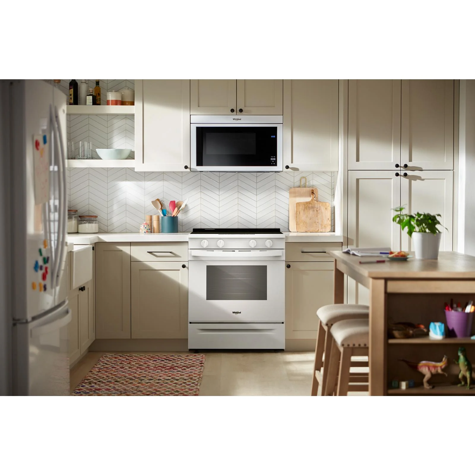 Whirlpool White Slide-In Smart Electric Convection Range (5.3 Cu. Ft.) - YWSES4530TW - Image 2